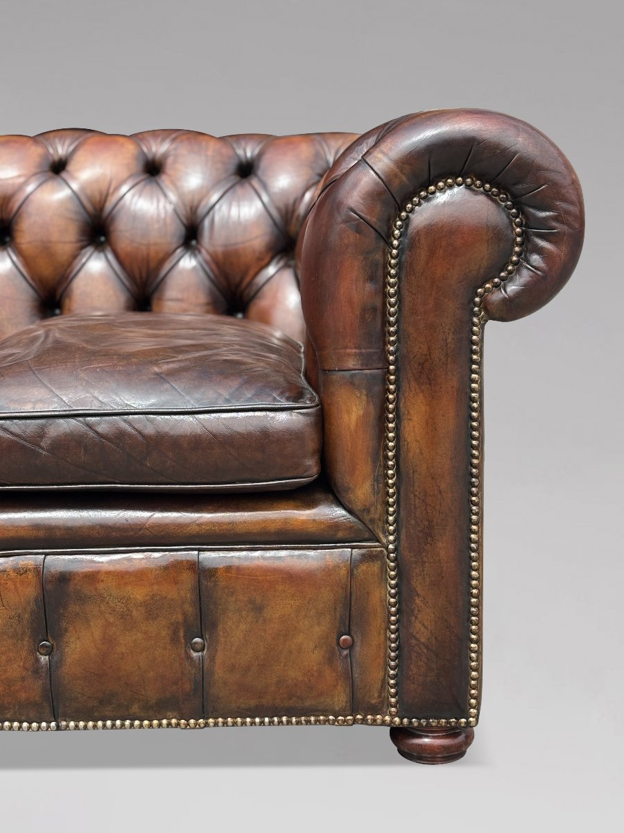 19ème Siècle, Chesterfield Victorien 3-Places en Cuir Marron-photo-3
