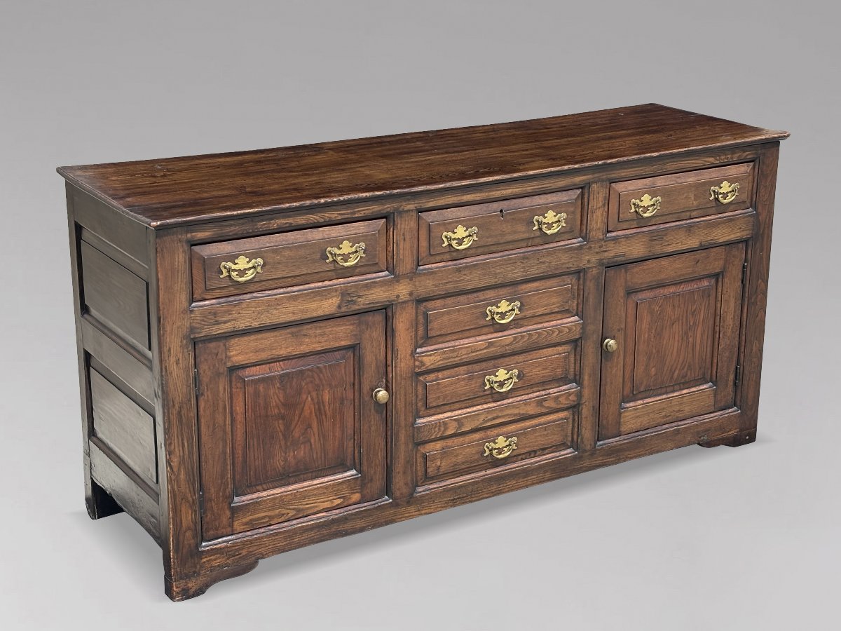 18th Century George II Period Oak Dresser Base Cupboard-photo-3