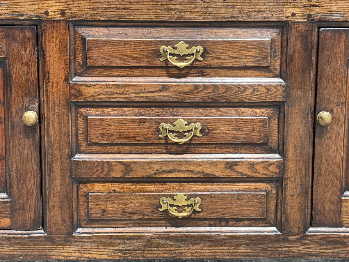 18th Century George II Period Oak Dresser Base Cupboard-photo-4