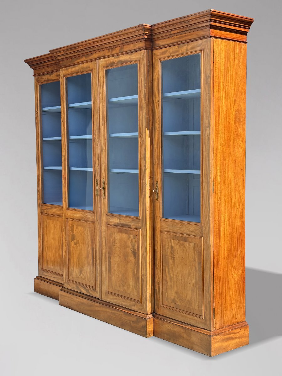 19ème Siècle, Bibliothèque à Quatre Portes en Noyer de Style Louis-Philippe -photo-2