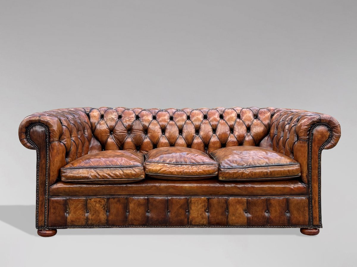 19th-century Victorian-period Brown Leather 3-seater Chesterfield Sofa