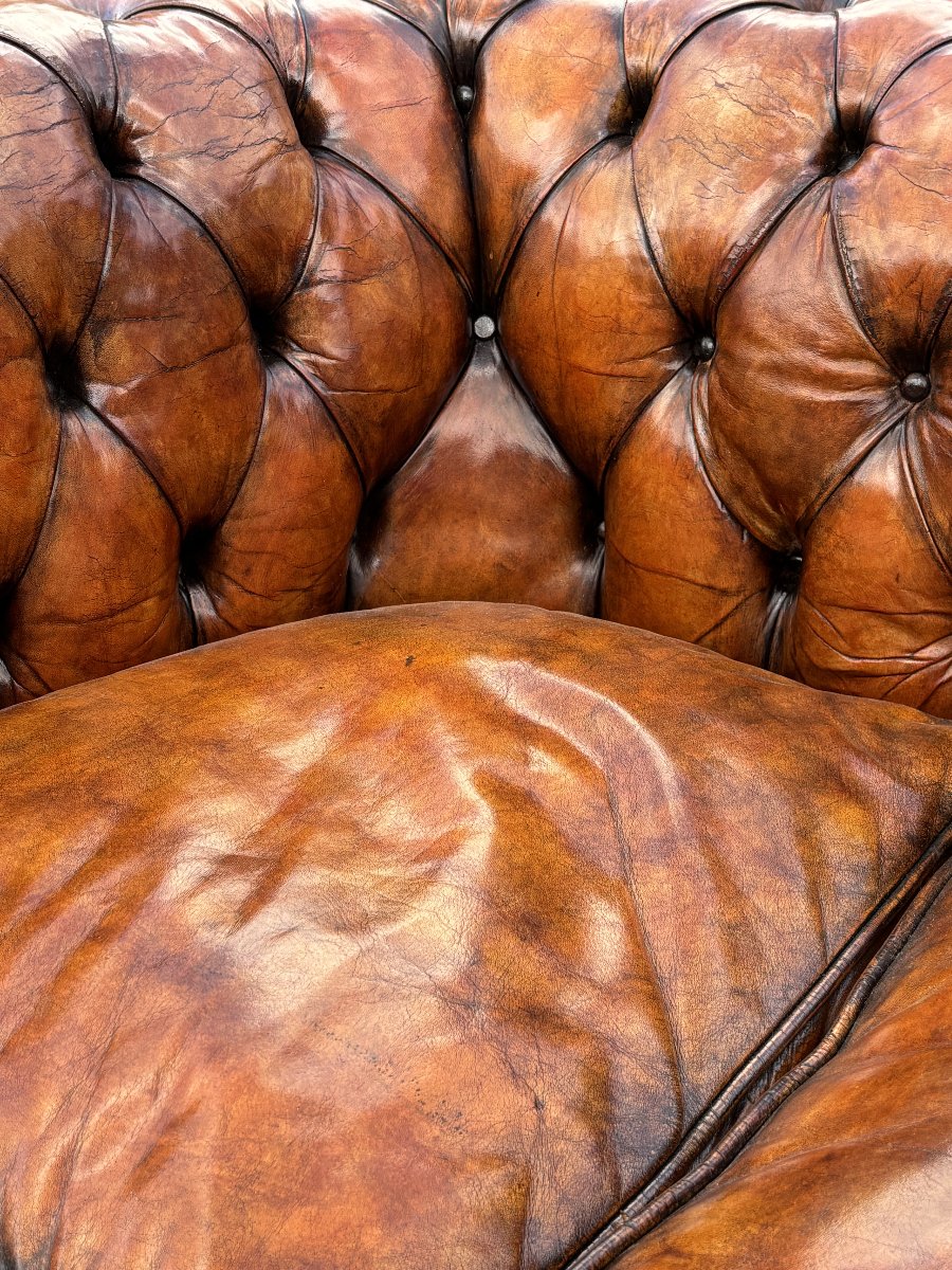 Pair Of 19th-century Victorian-period Brown Leather Club Armchairs-photo-1