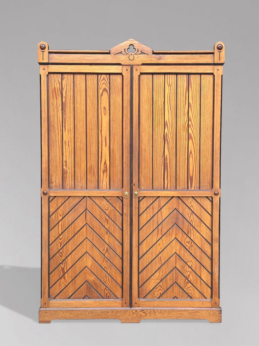 19th-century Scottish Arts & Crafts Pine Wardrobe-photo-2