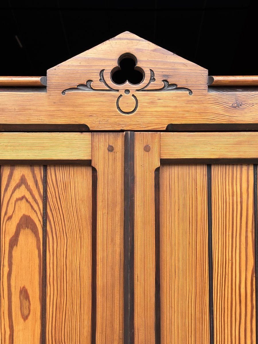 19th-century Scottish Arts & Crafts Pine Wardrobe-photo-4