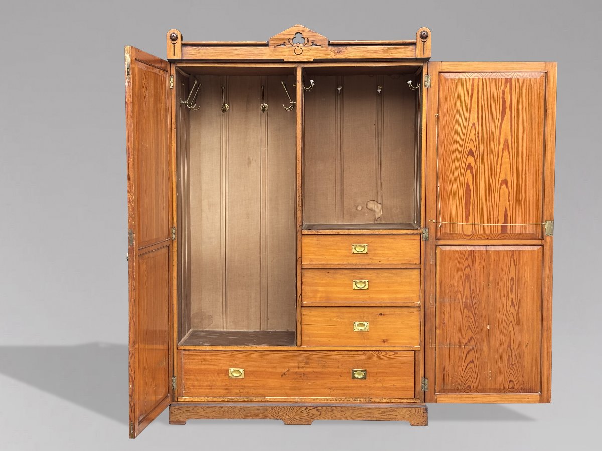 19th-century Scottish Arts & Crafts Pine Wardrobe-photo-1
