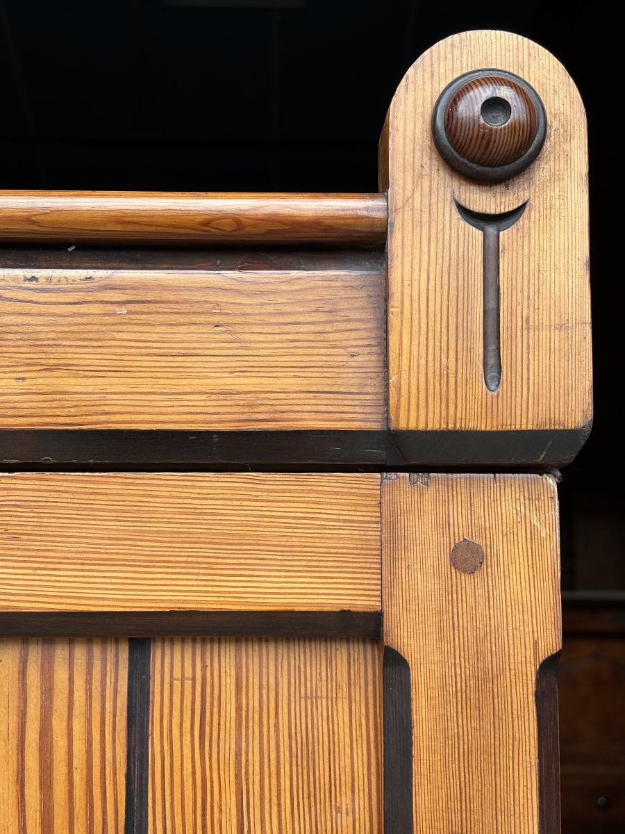 19th-century Scottish Arts & Crafts Pine Wardrobe-photo-3