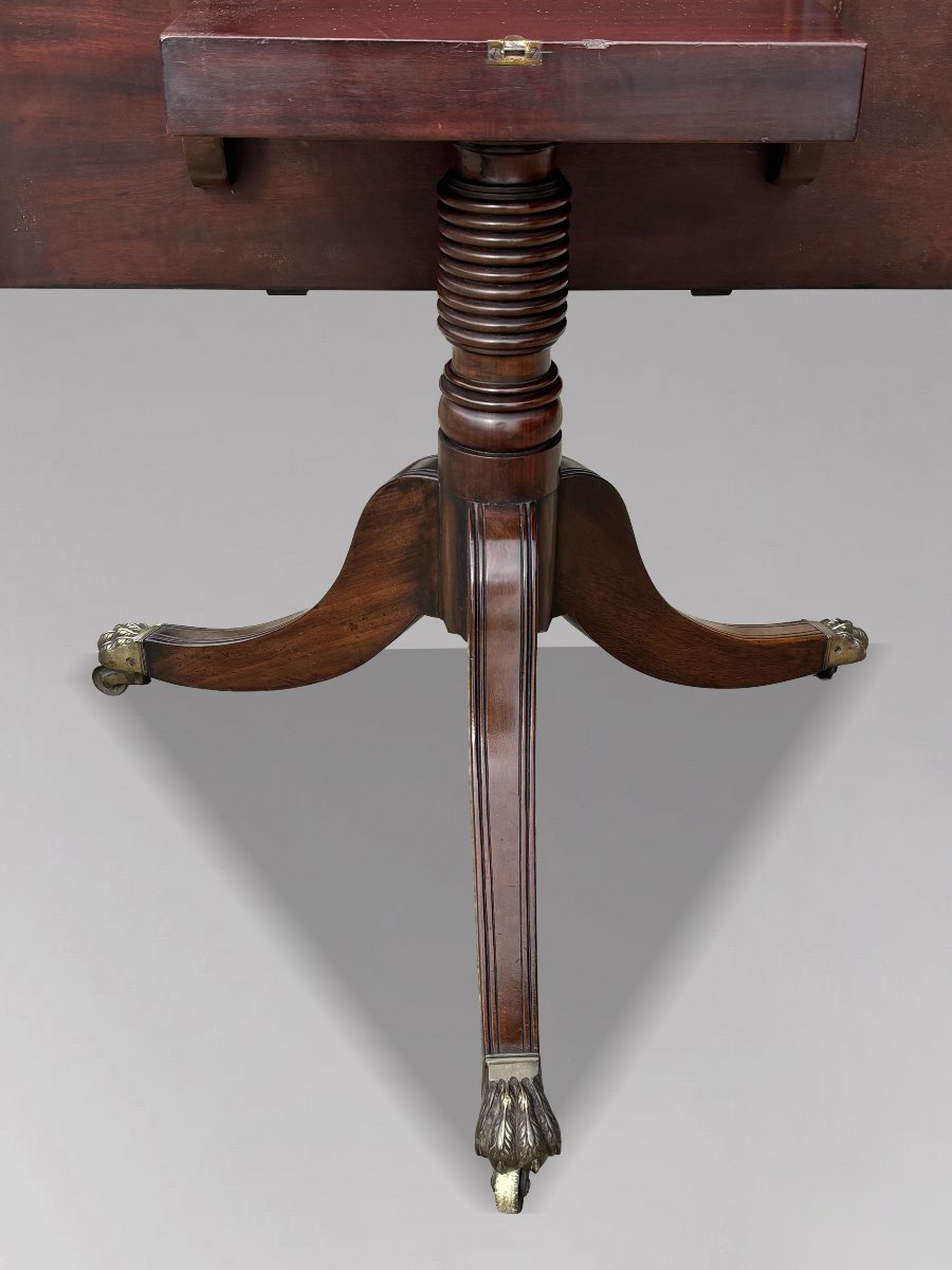 Early 19th-century Georgian Mahogany Twin-pillar Dining Table-photo-3