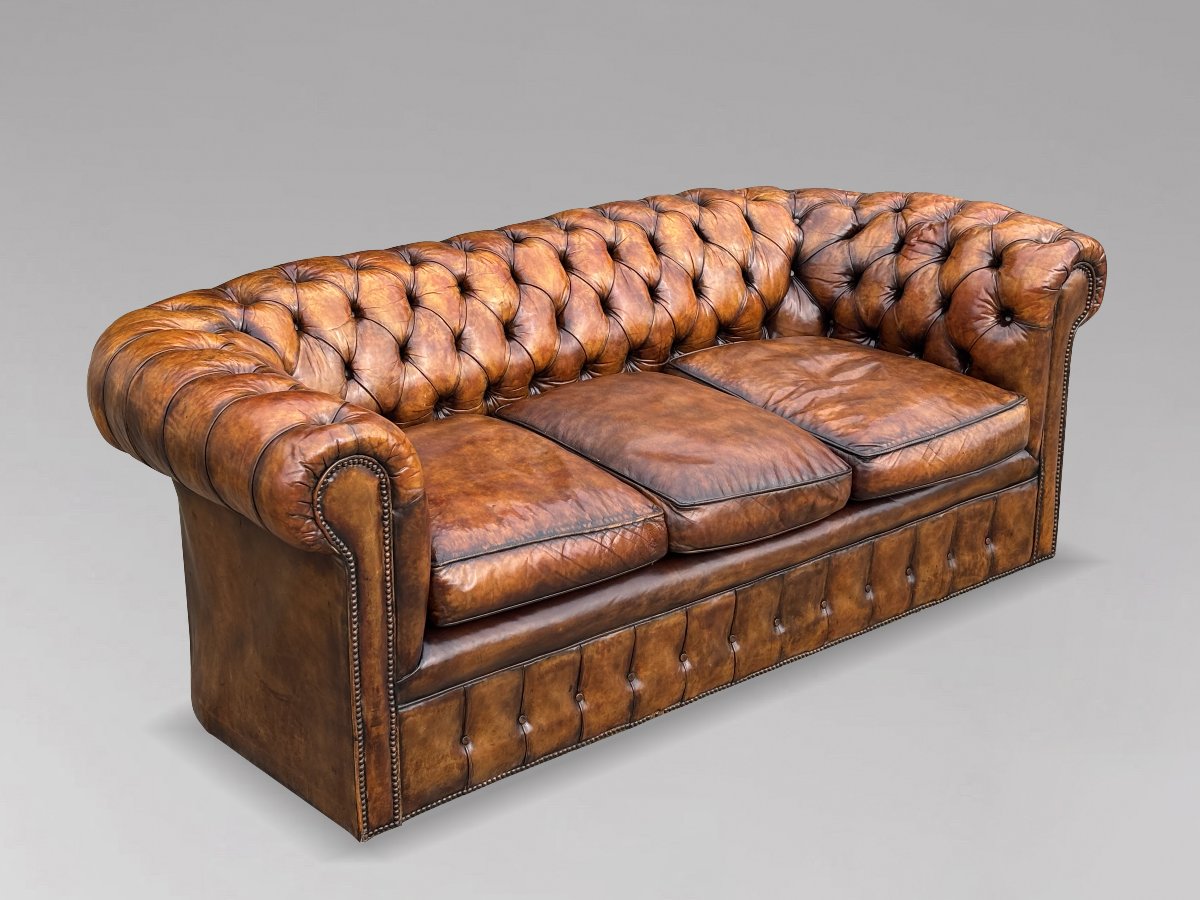 19ème Siècle, Canapé Chesterfield 3 Places d’Époque Victorienne en Cuir Brun-photo-2