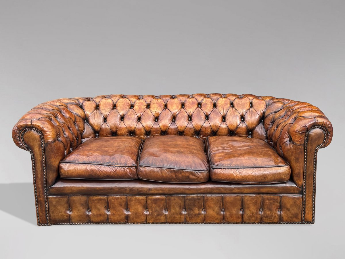 19ème Siècle, Canapé Chesterfield 3 Places d’Époque Victorienne en Cuir Brun-photo-3