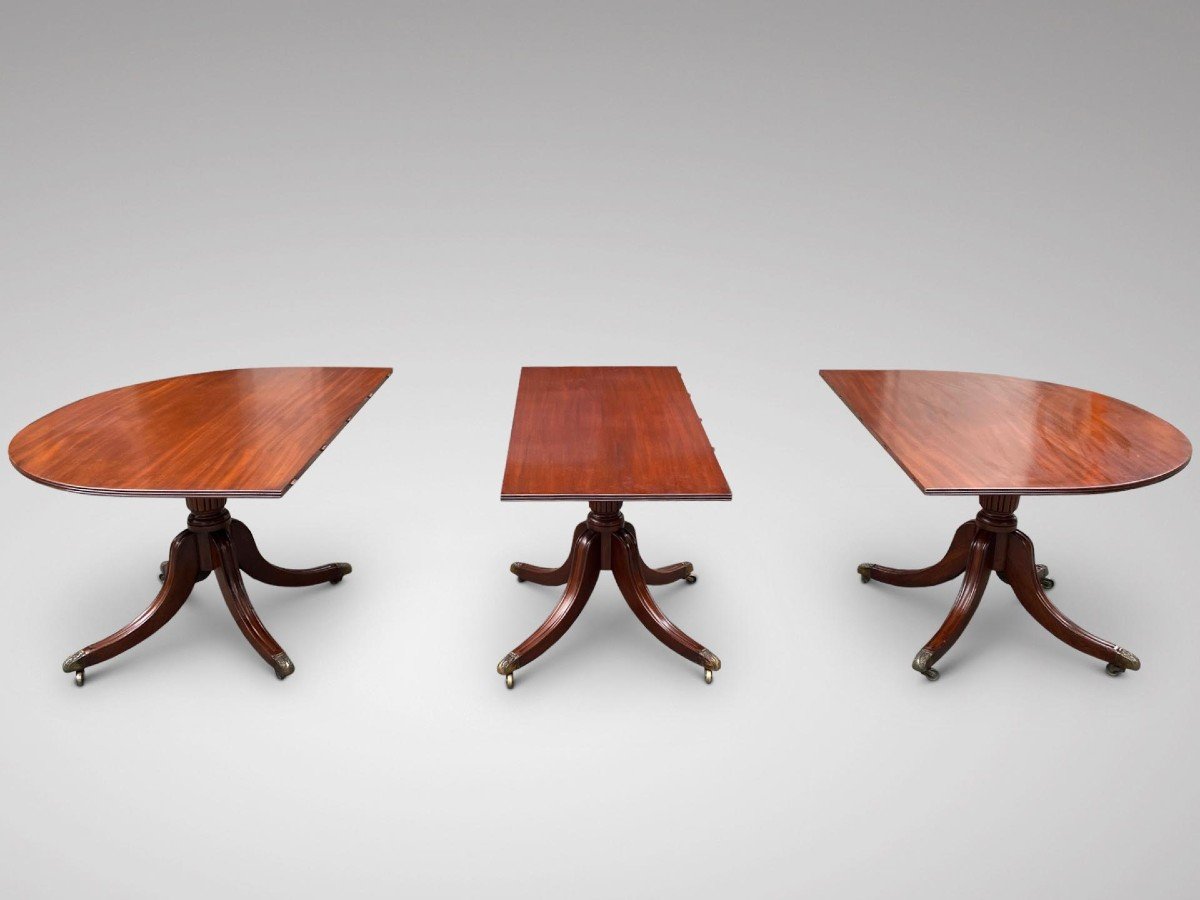 19c Large 3 Pillar Solid Mahogany Dining Table-photo-3