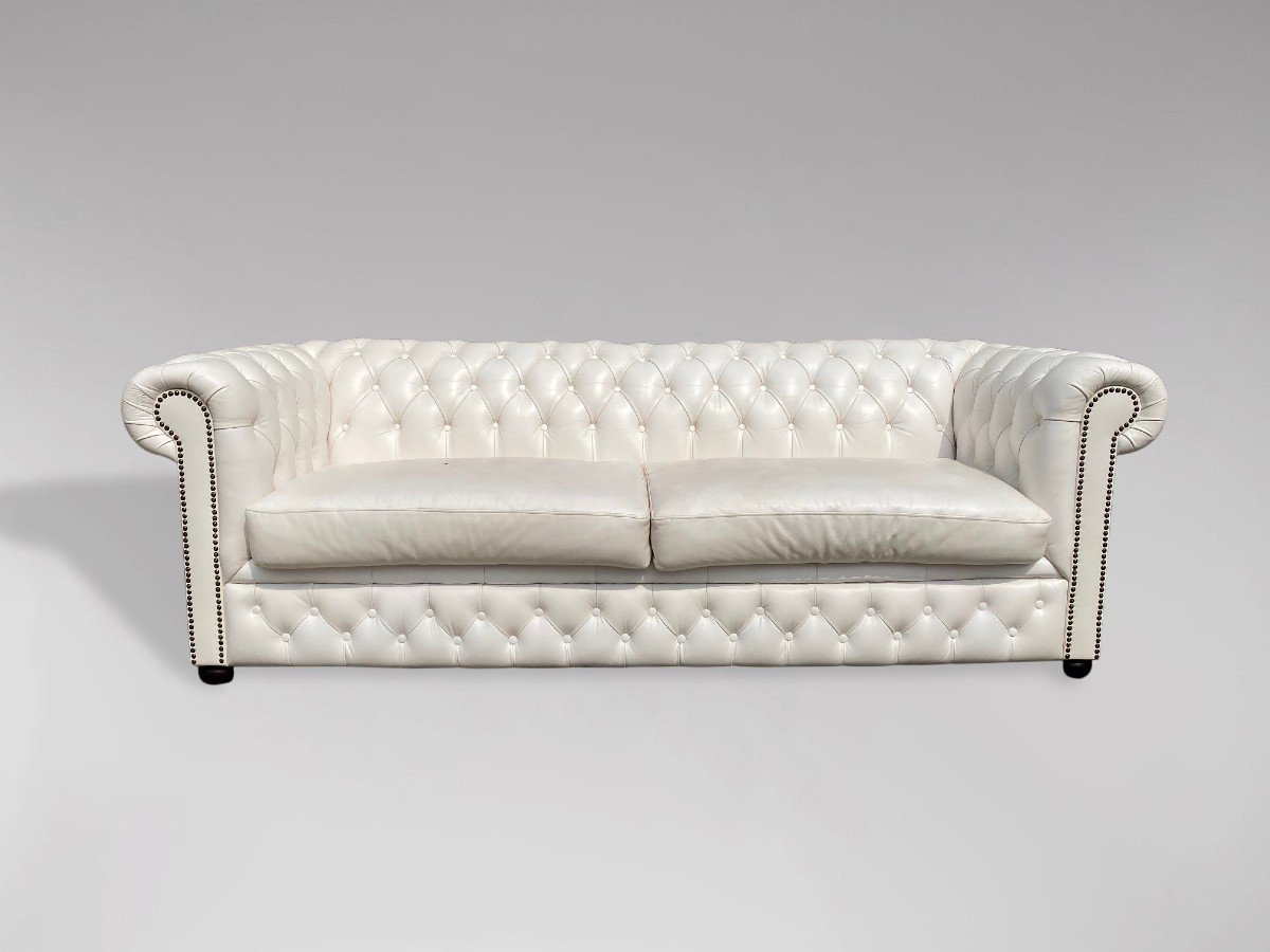 20ème Siècle, Canapé Chesterfield Trois Places en Cuir Blanc -photo-4