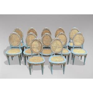 19ème Siècle, 12 Chaises de Salle à Manger Cannelées et Peintes, Style Louis XVI