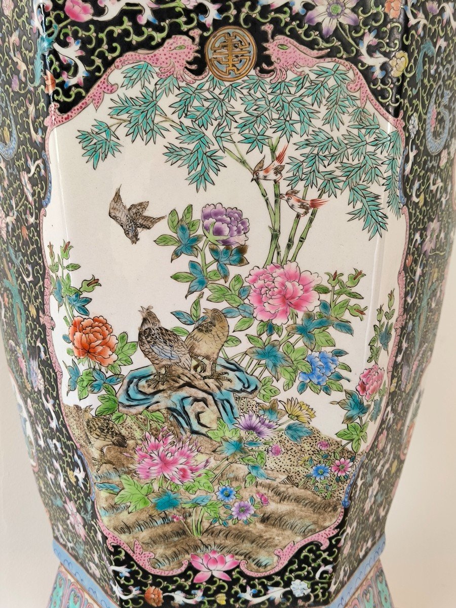 Pair Of Canton Vases Early 20th Century -photo-2