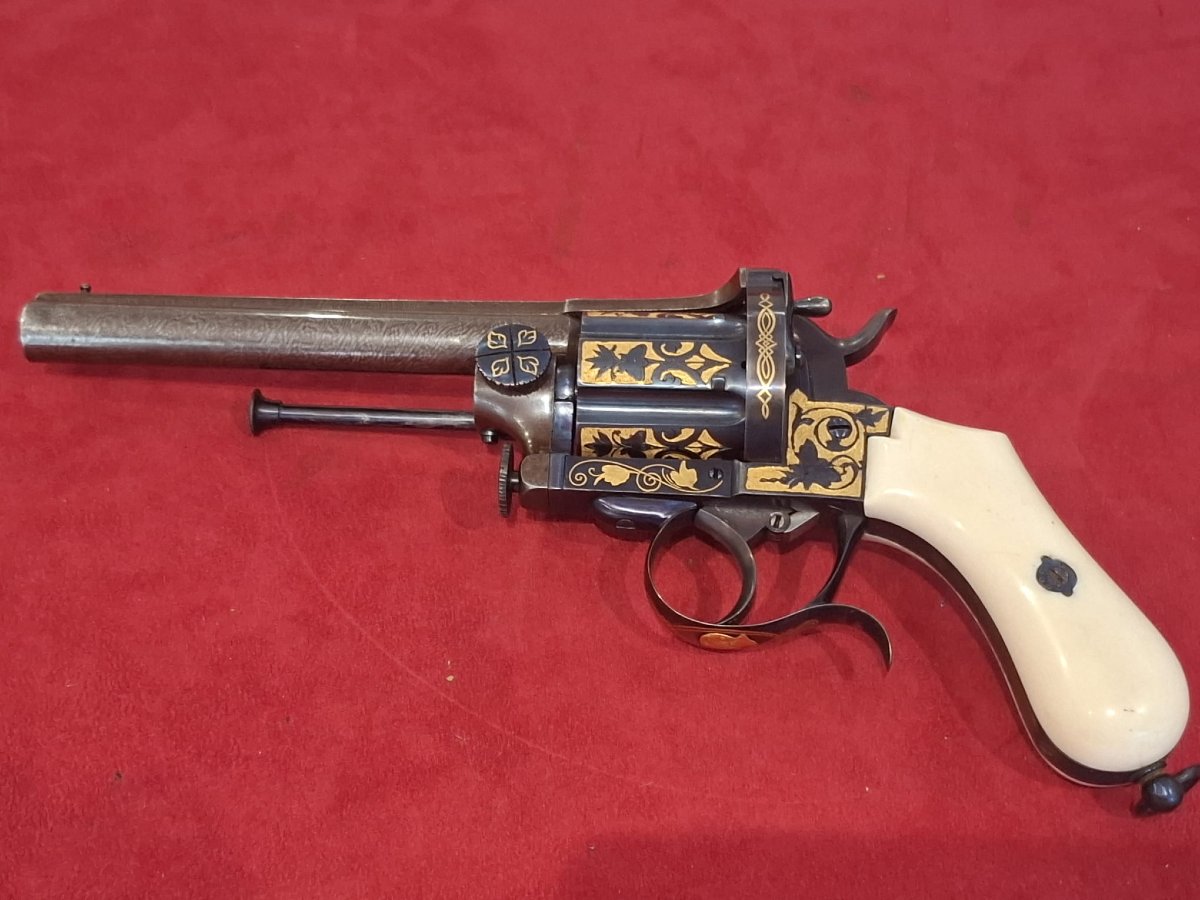 PISTOLET A BROCHE ITALIEN XIX ème