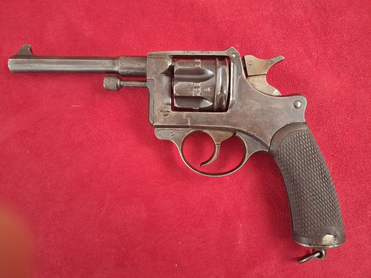 1892 Revolver-photo-2