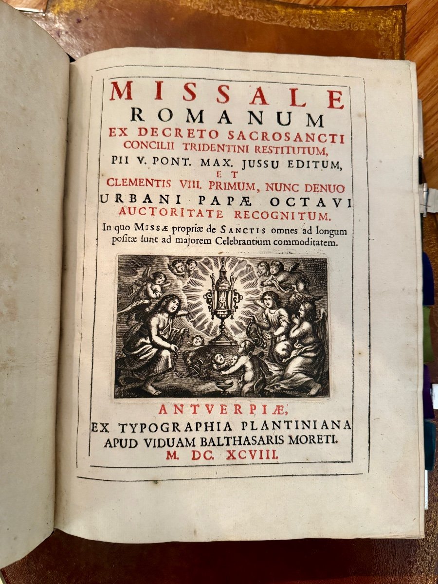 Fermoirs Et Angles De Livre En Argent, Liège 1656 - 1697-photo-1