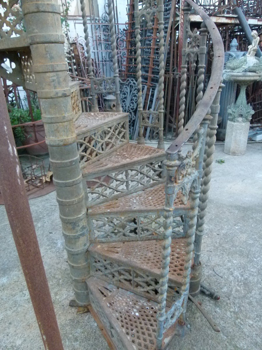 19th Century Cast Iron Staircase-photo-3