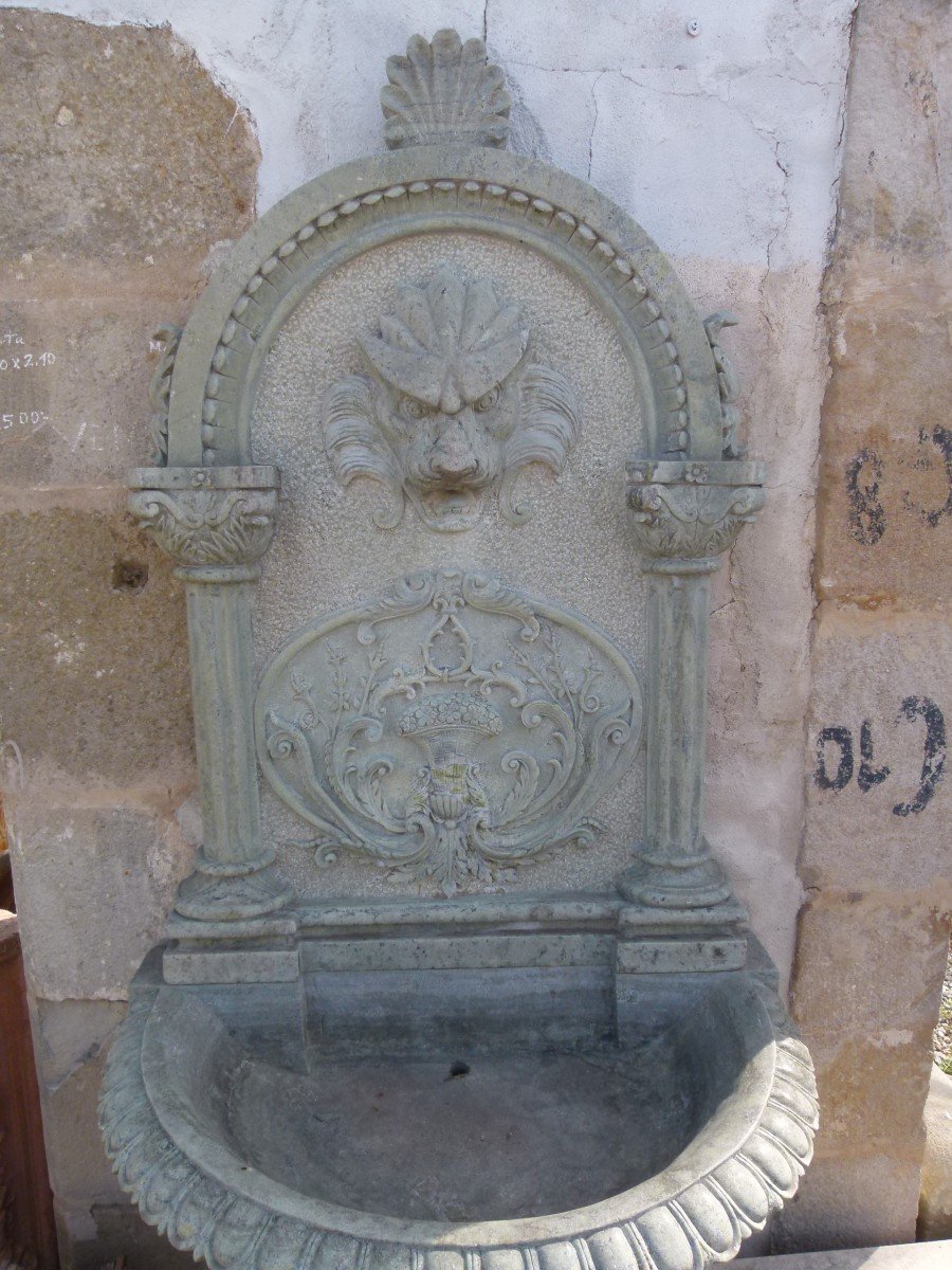 20th Century Marble Fountain-photo-3