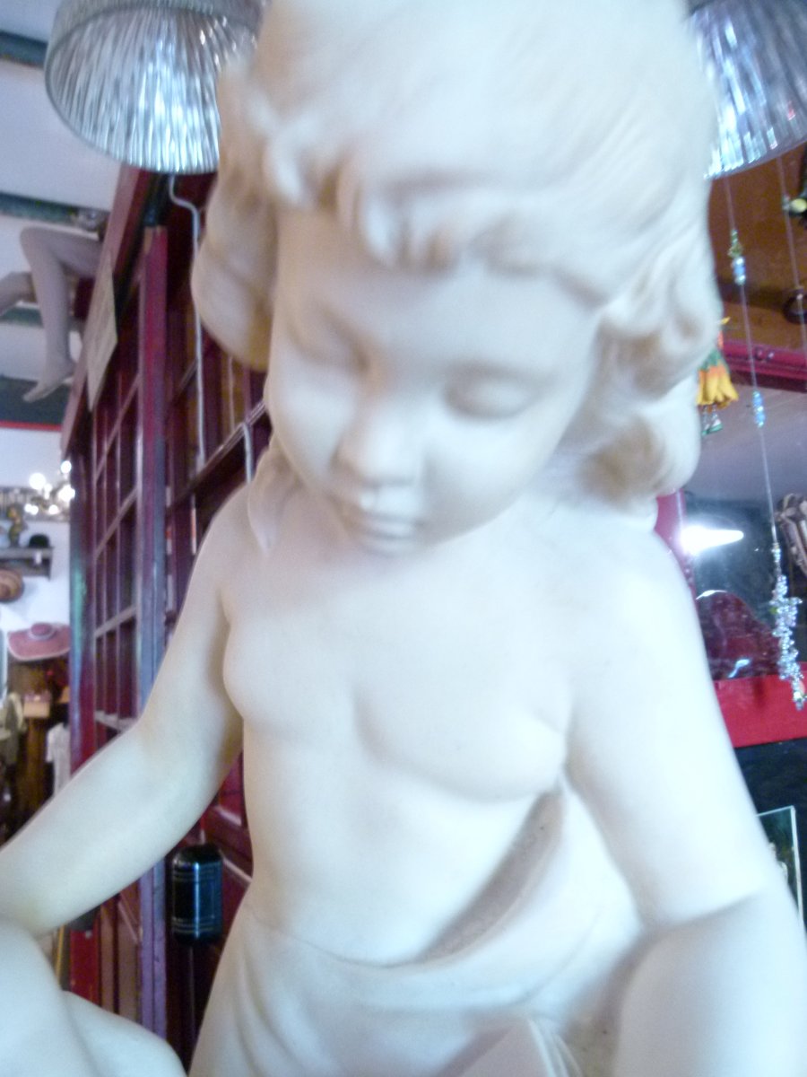 20th-century Marble Powder Statue-photo-1