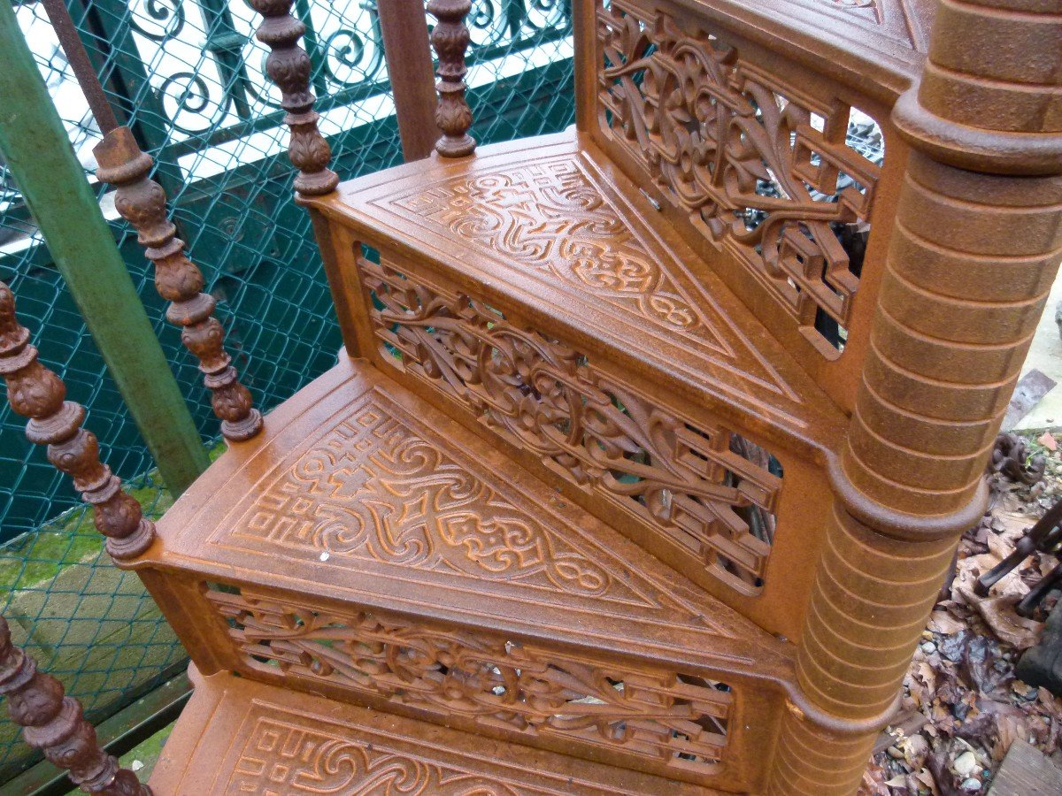 Spiral Staircase In Cast Iron Twentieth-photo-4