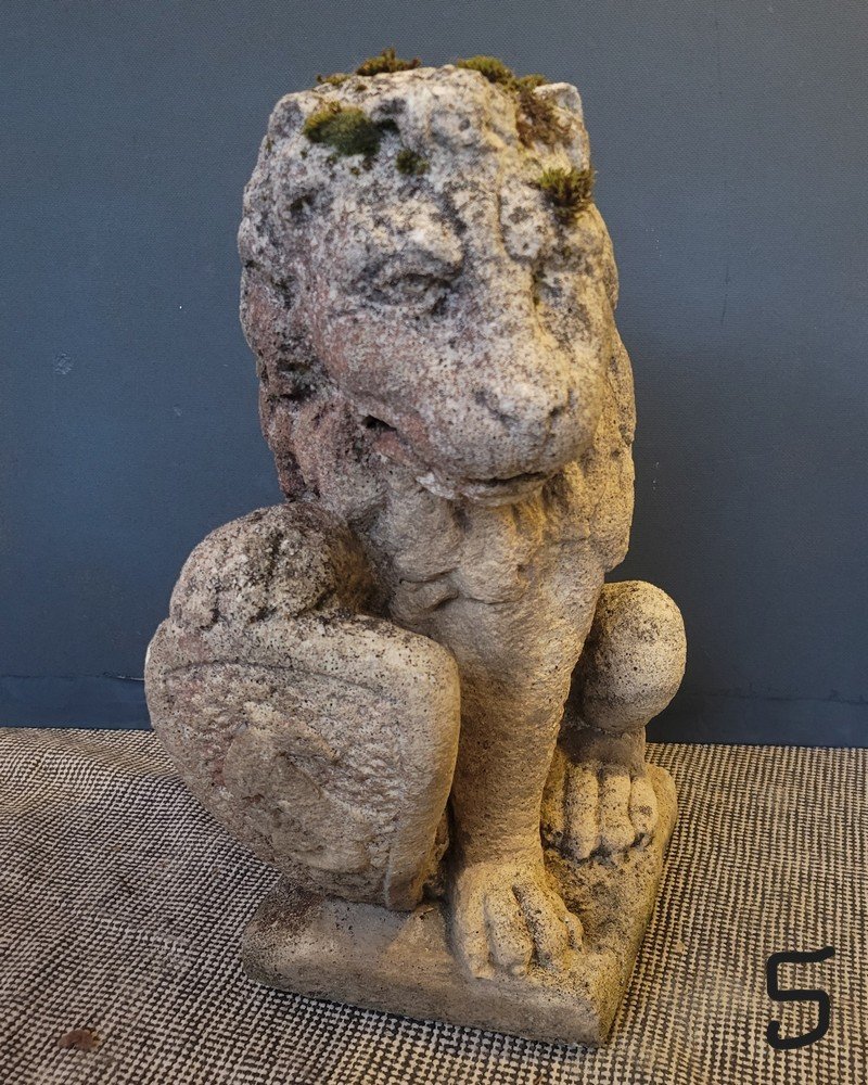 Pair Of Lions In Reconstituted Stone-photo-3