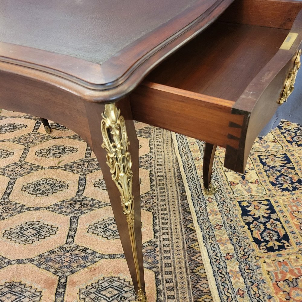 Small Louis XV Desk-photo-5