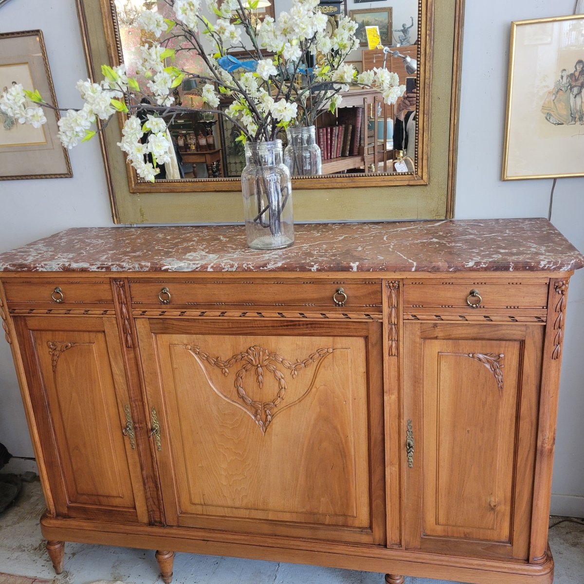 Buffet Louis XVI