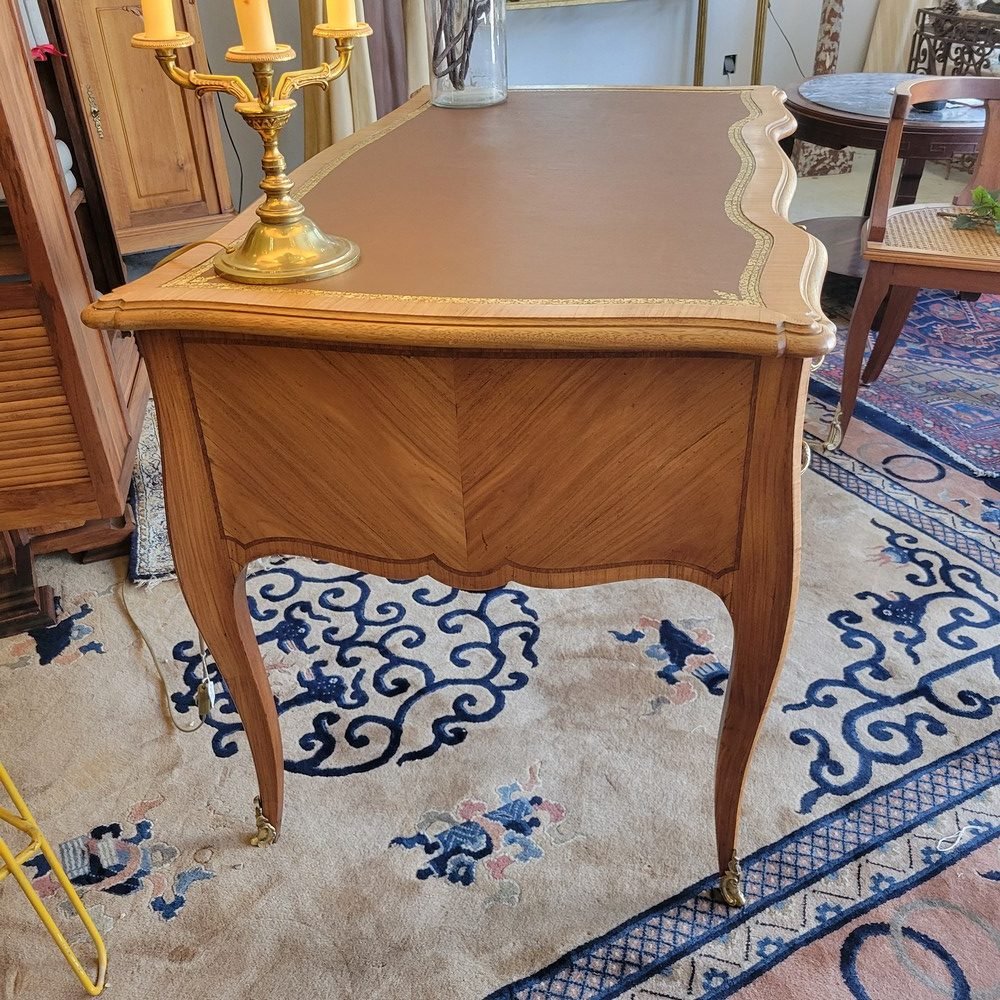 Louis XV Desk-photo-4