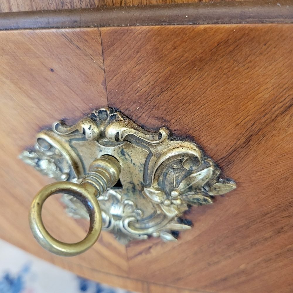 Louis XV Desk-photo-4