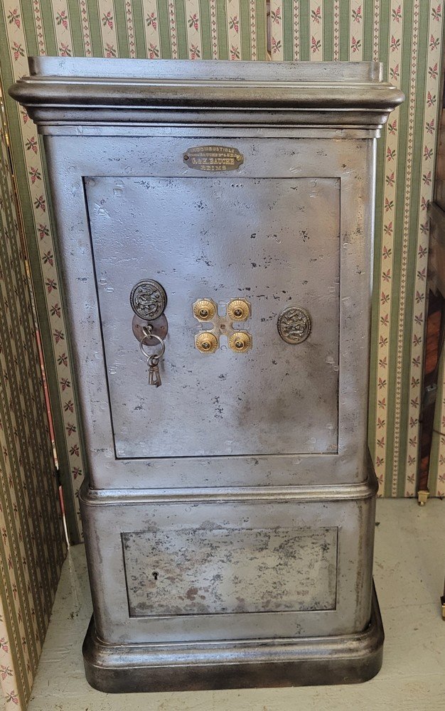 19th-century Bauche Safe