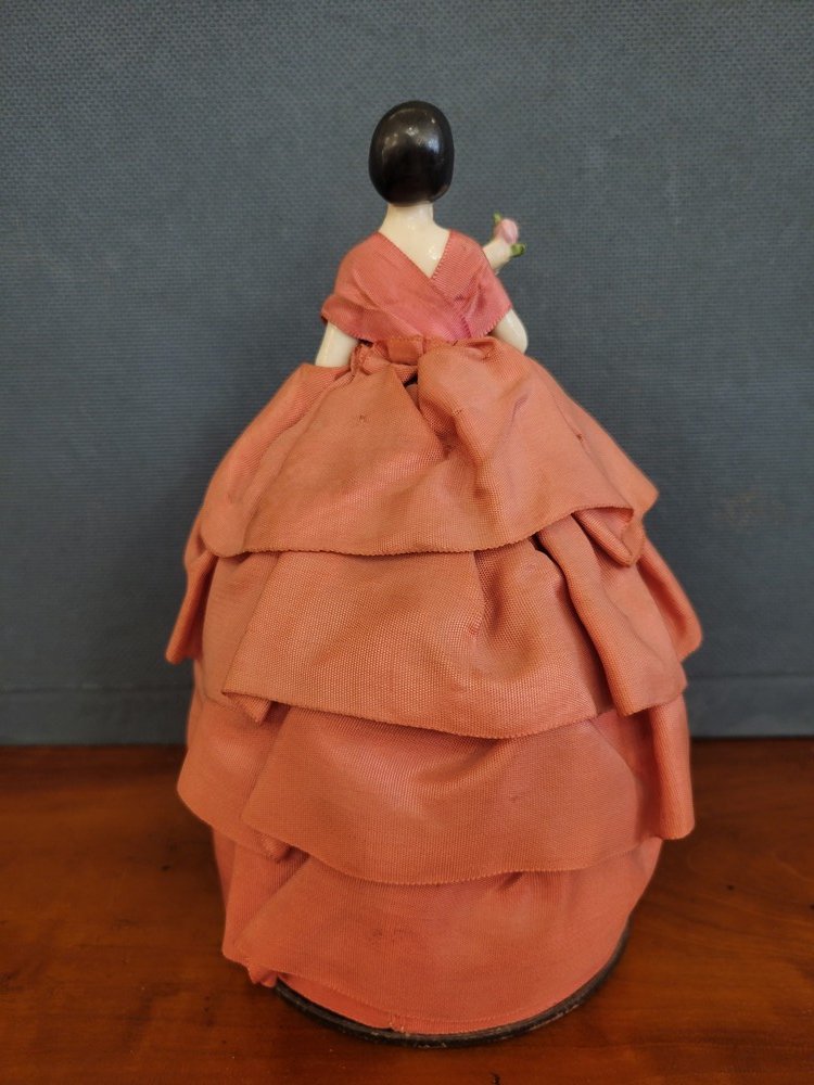 Half-doll With A Secret Compartment-photo-3