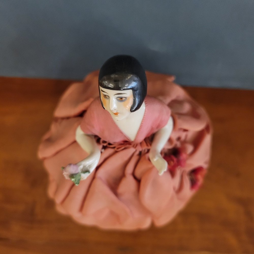 Half-doll With A Secret Compartment-photo-5