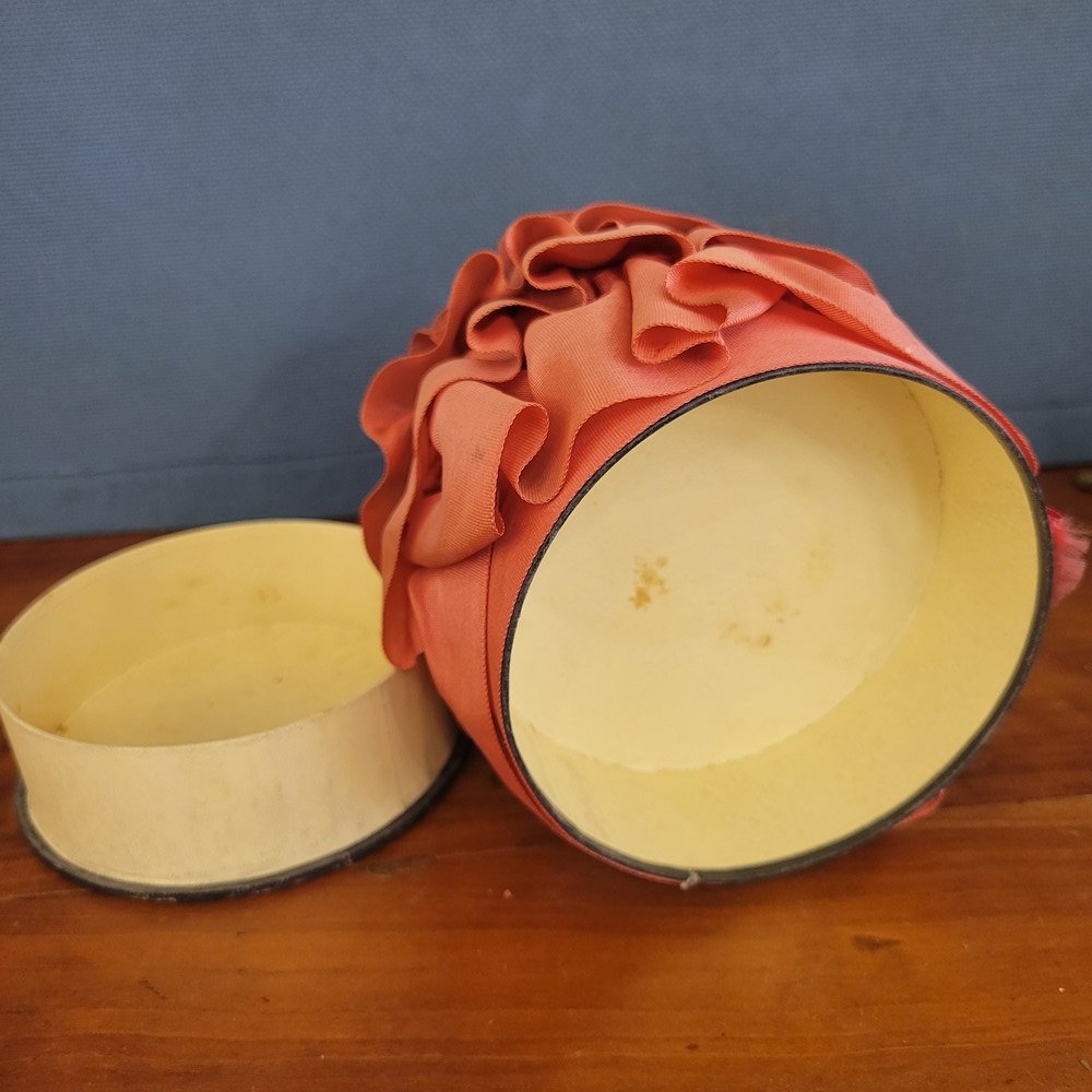 Half-doll With A Secret Compartment-photo-7