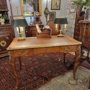 Bureau Louis XV