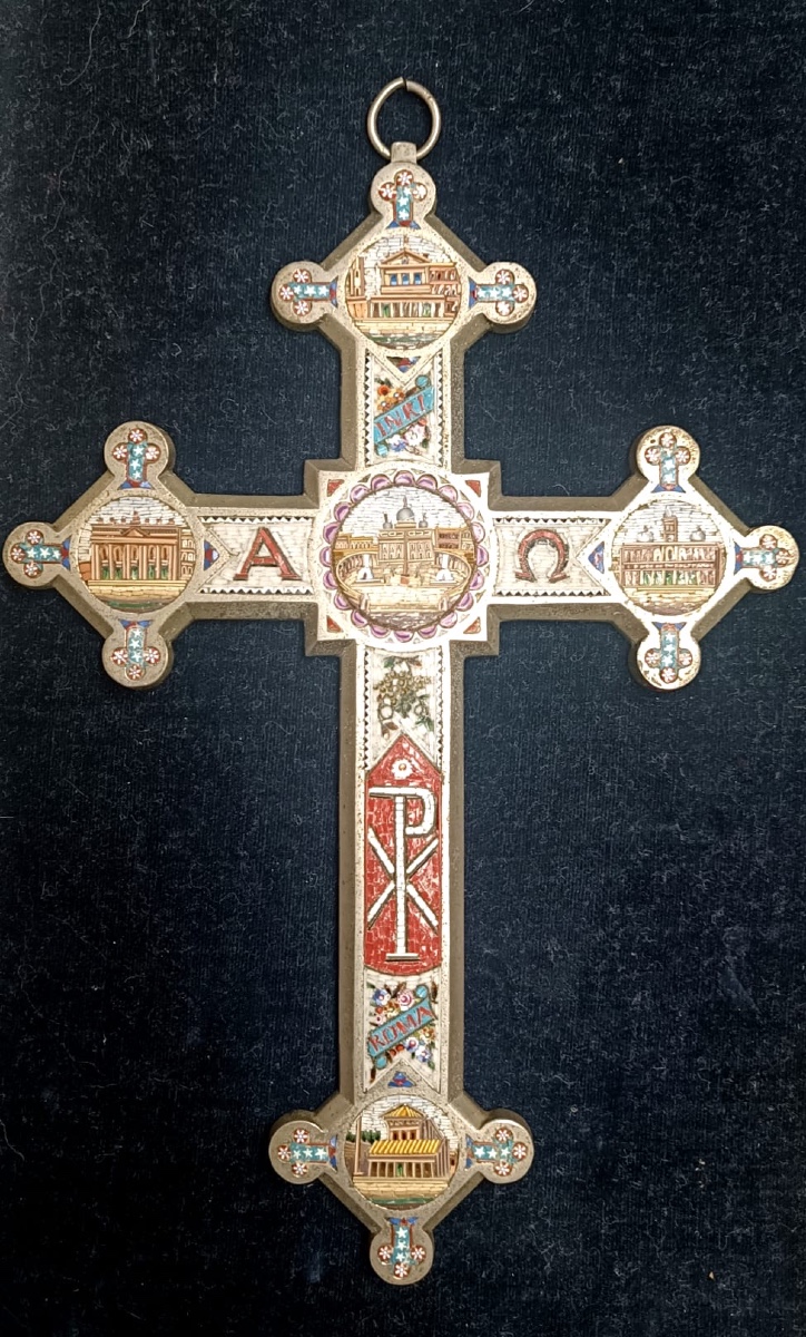 Crucifix en micro mosaïque 