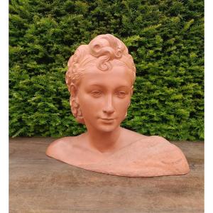 Buste de femme 