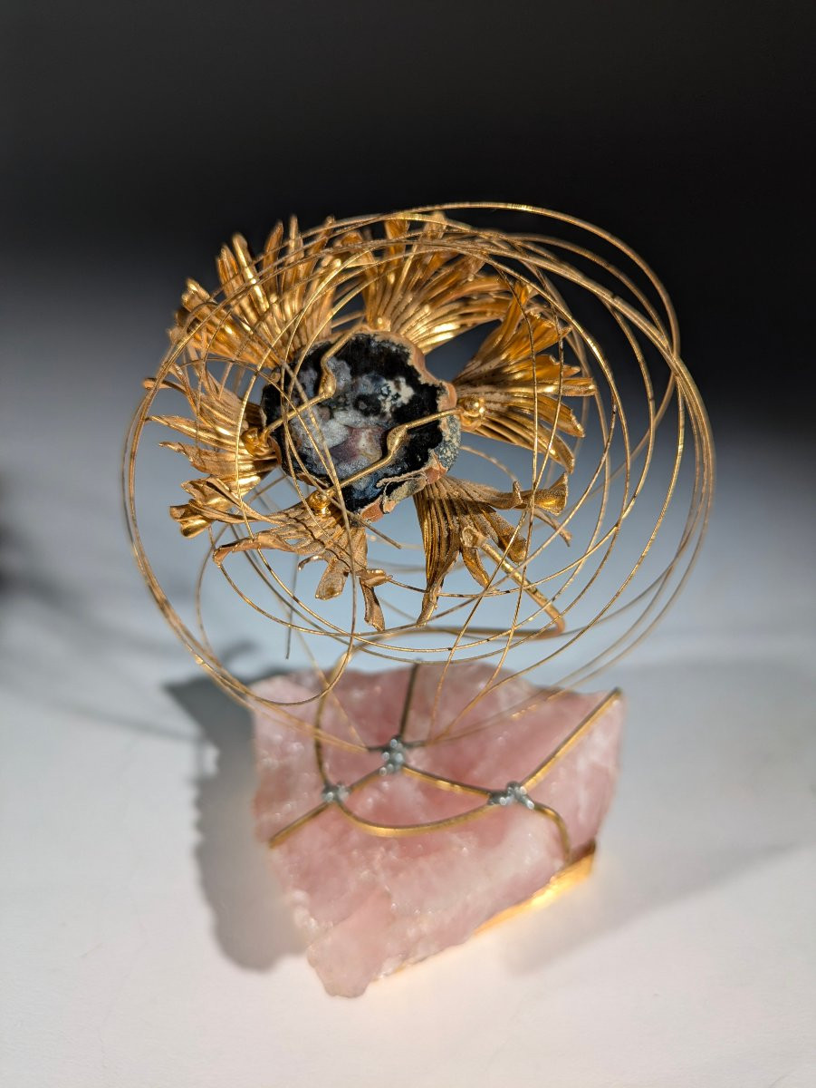 Golden Metal Sculpture -photo-3