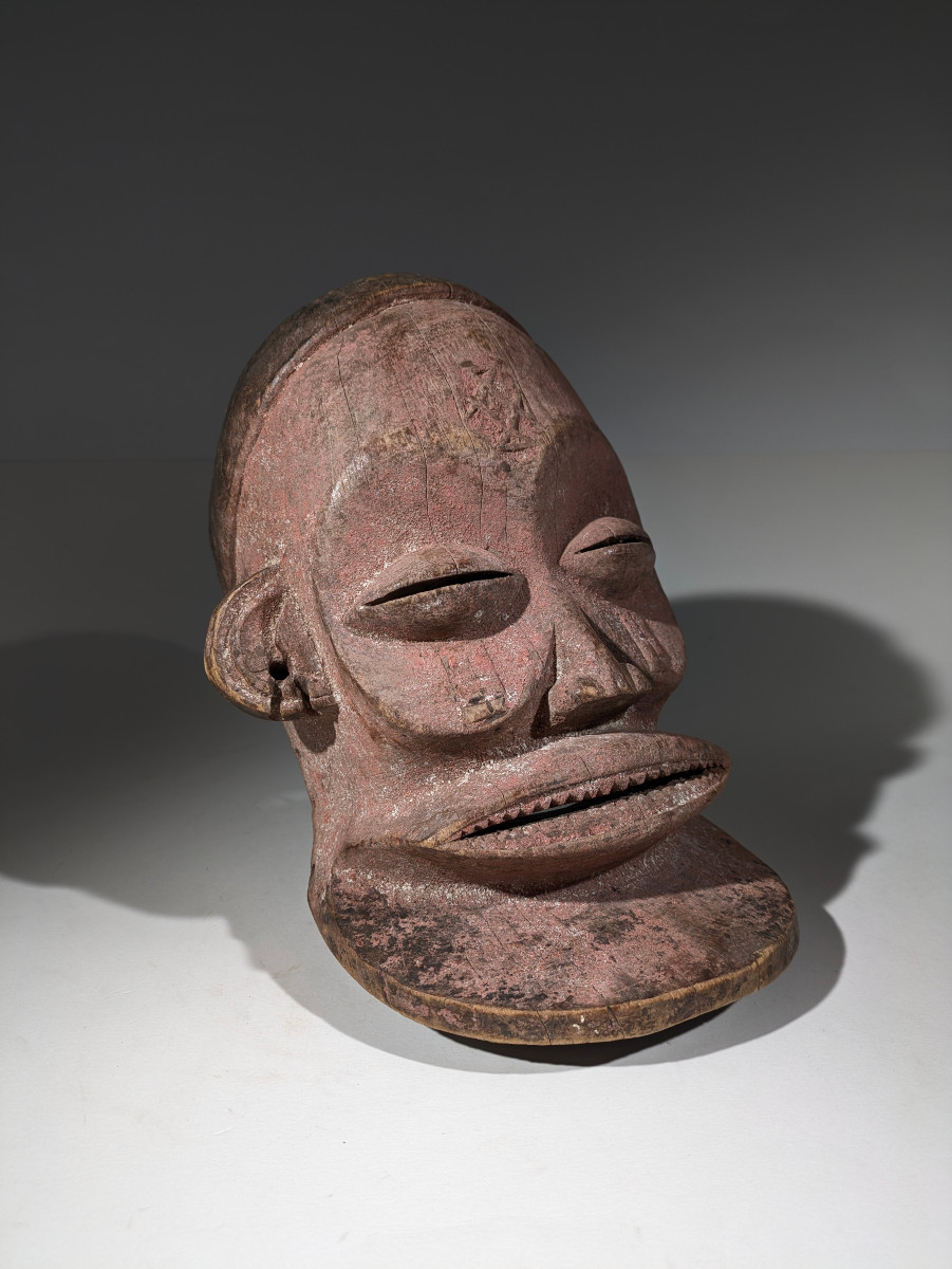 African Mask Cihongo Tschokwe