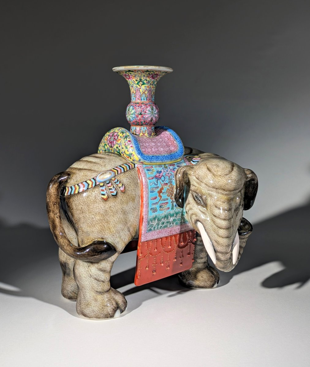 Vase Yangcai en forme d'Éléphant de Paix Chine dynastie Qing (1736-1795)-photo-2
