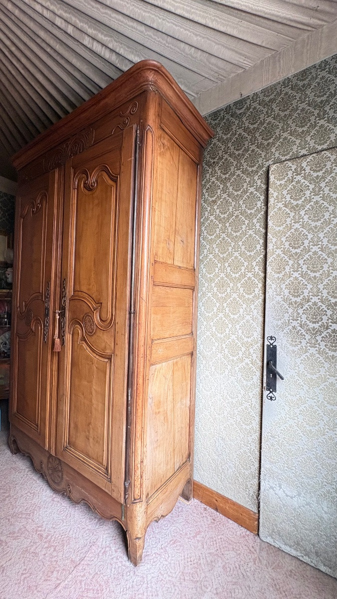 Louis XV Wardrobe -photo-4