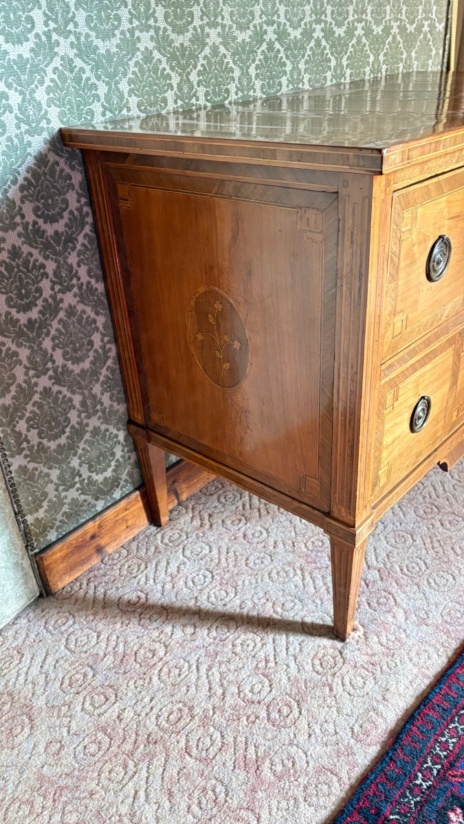 Louis XVI Commode-photo-2