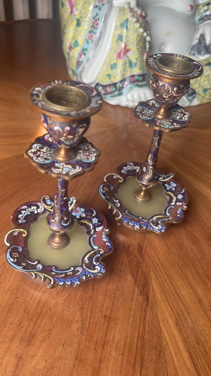 Paire de bougeoirs en émaux cloisonné -photo-3