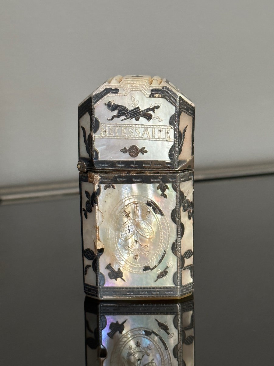 Louis XVI Style Nacre Silver Toiletry Case Epoque Eighteenth Century-photo-3