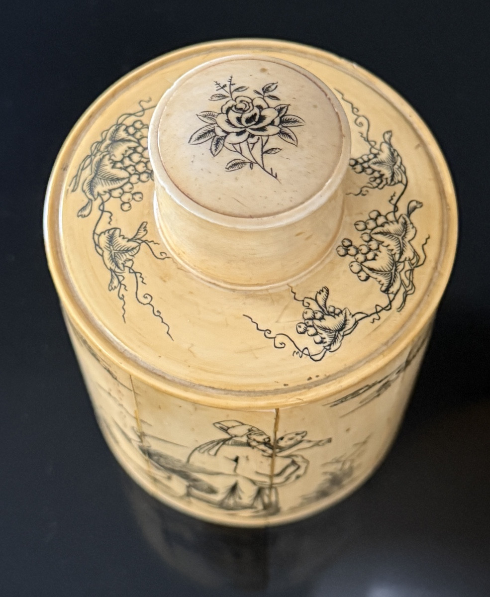 China, Signature Bone Bottle, 19th Century-photo-2