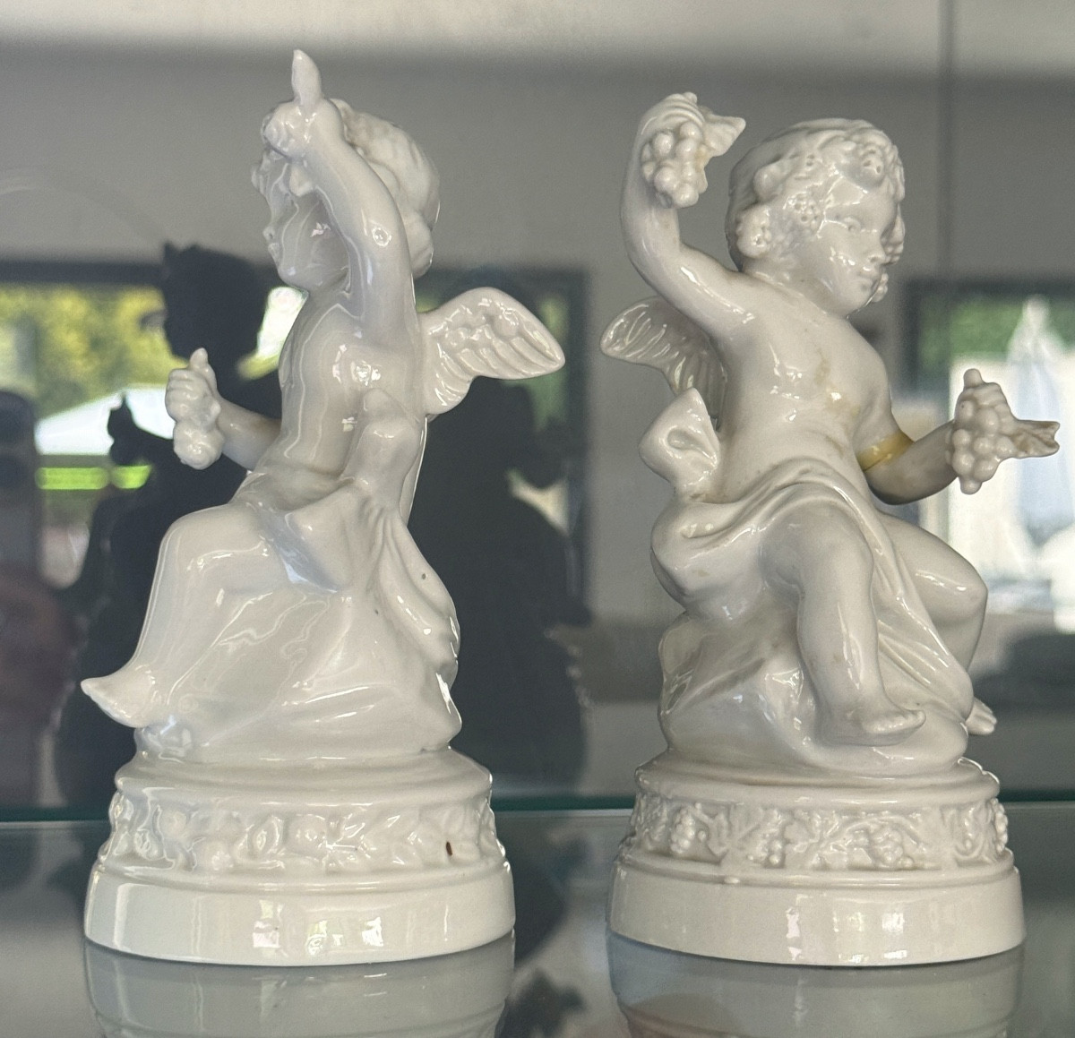Saxe Meissen, Pair Of Putti Statuettes, Enameled Porcelain, 19th Century-photo-3