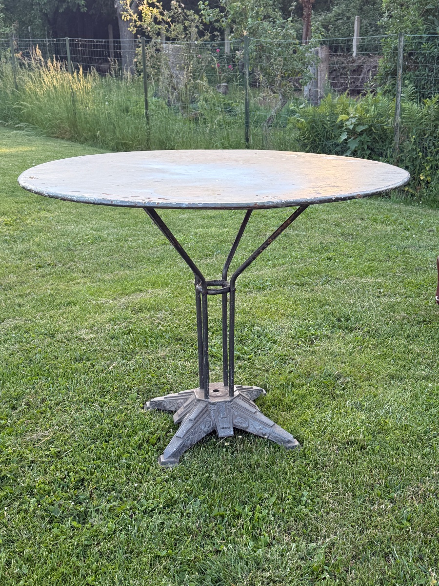 LOUIS VUITTON, TABLE DE BISTROT ART DECO, VERS 1930-photo-6