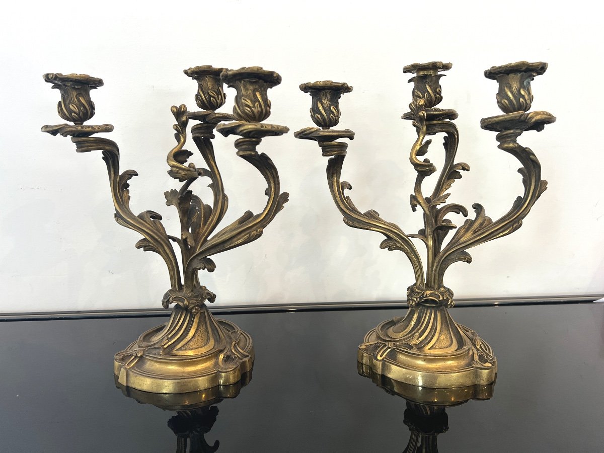 Paire De Candelabres En Bronze Dore De Style Louis XV 19eme