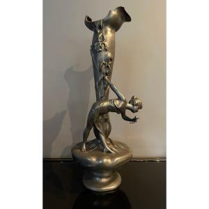 Art Nouveau Pewter Vase 'young Girl Picking A Water Lily' Sign W. Hering Early 20th