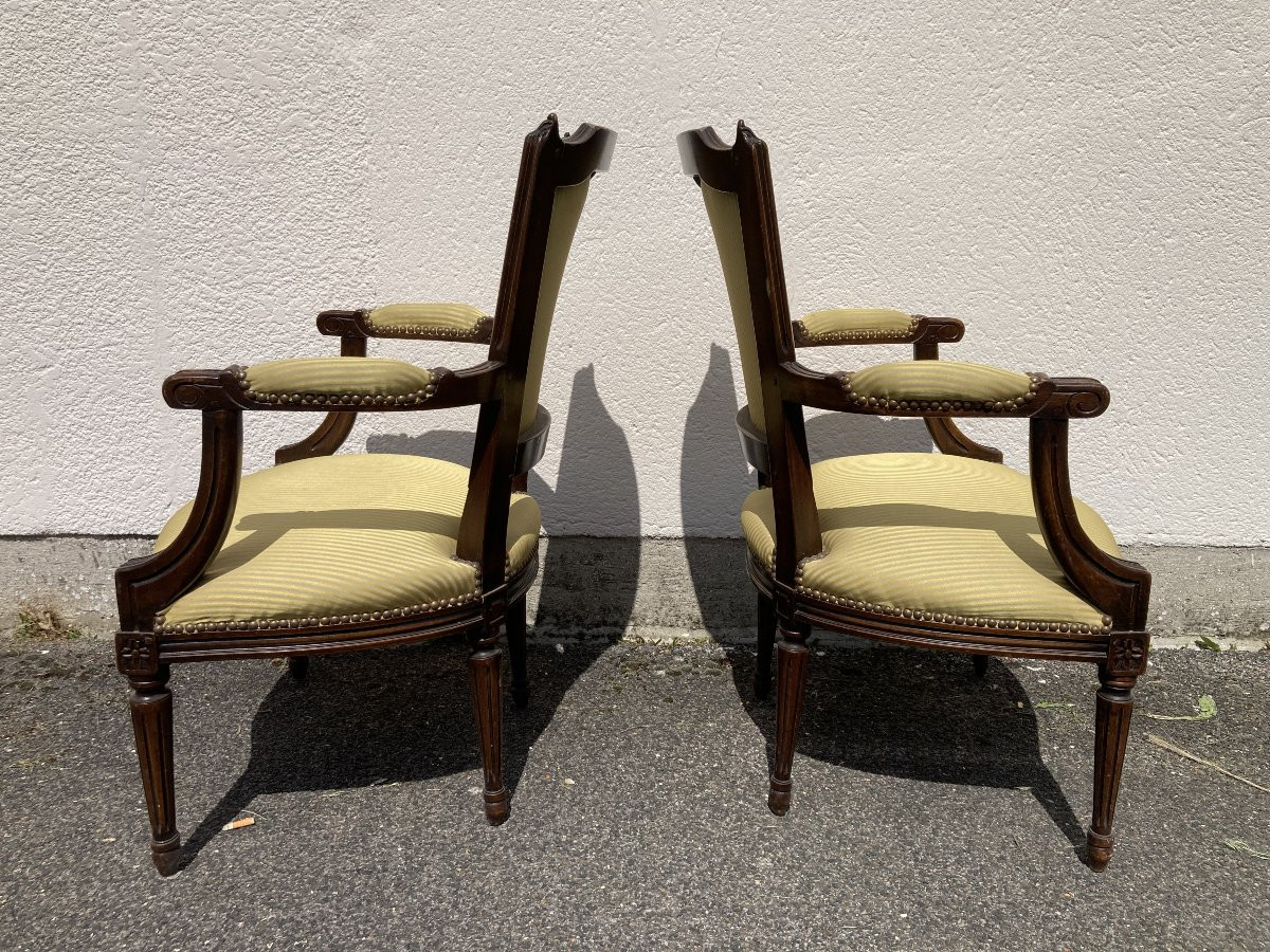 Paire de fauteuils cabriolets de style Louis XVI-photo-4