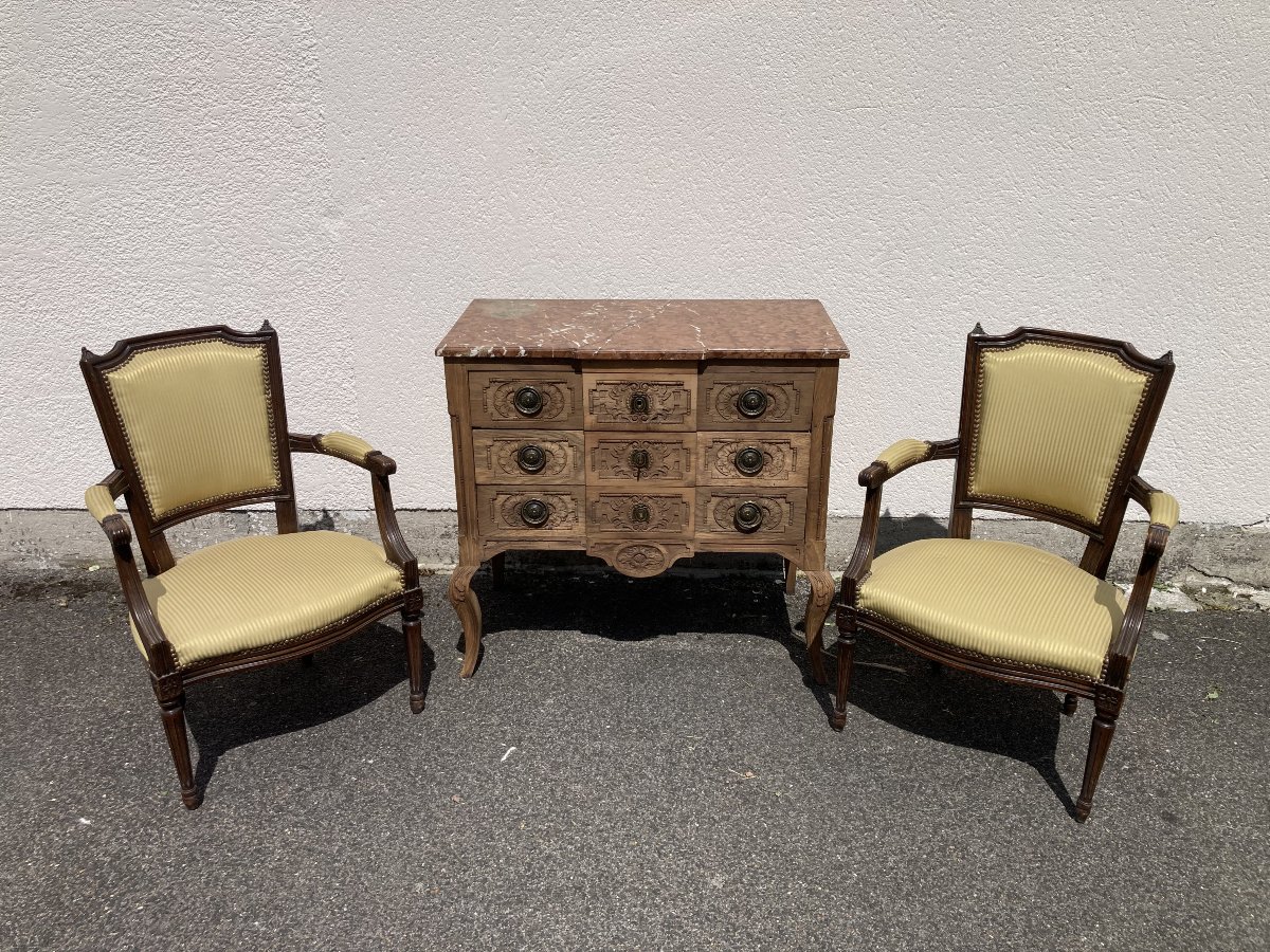 Paire de fauteuils cabriolets de style Louis XVI-photo-1